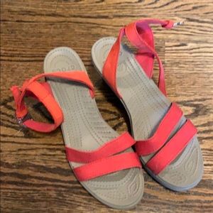 Croc wedge sandal